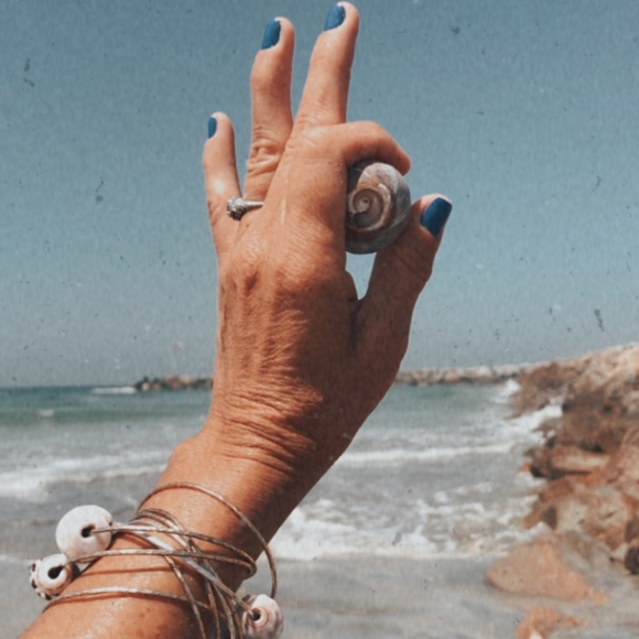 Meet your Posher, Vickie - Picture 1 of 1